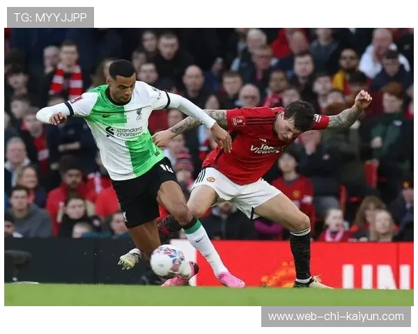 利物浦加克波强势护球连过两人推射破门,展现超凡球技 利物浦加克波强势护球连过两人推射破门,展现超凡球技